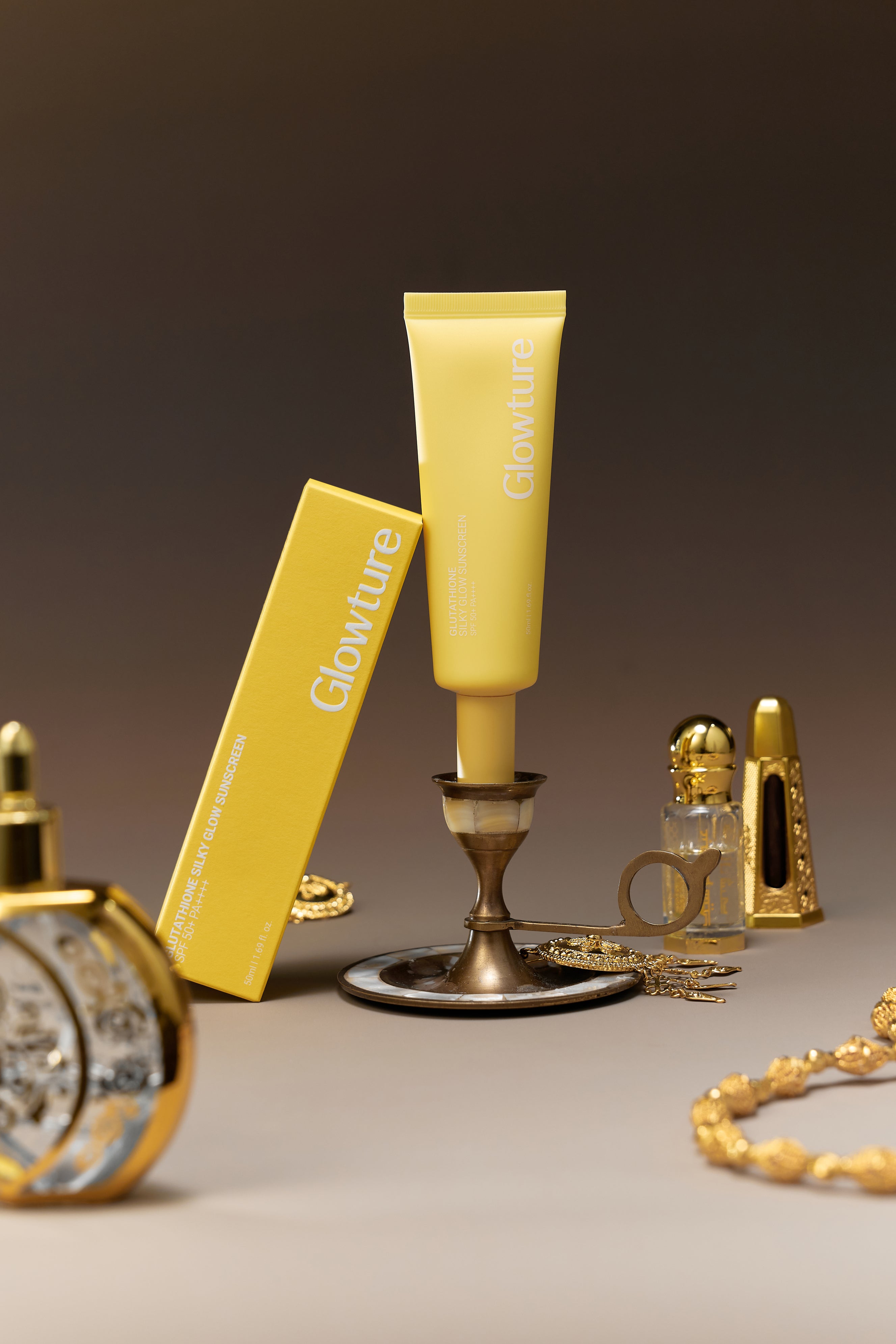 واقي شمس جلوتاثيون سيلكي جلو (50 مل)